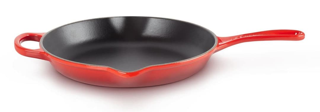 10.25 Signature Iron Handle Skillet - Cerise
